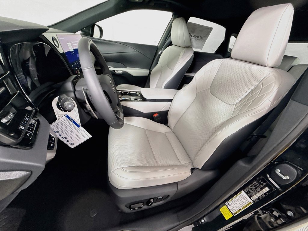 New 2026 Lexus RX 350h w/ Convenience Package AWD/4WD image 16