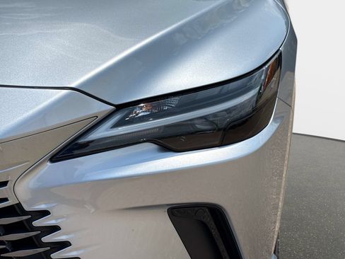 Used 2026 Lexus RX 350 FWD image 9