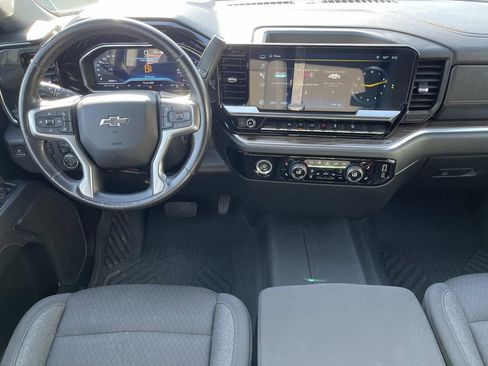 Used 2023 Chevrolet Silverado 1500 RST AWD/4WD image 8