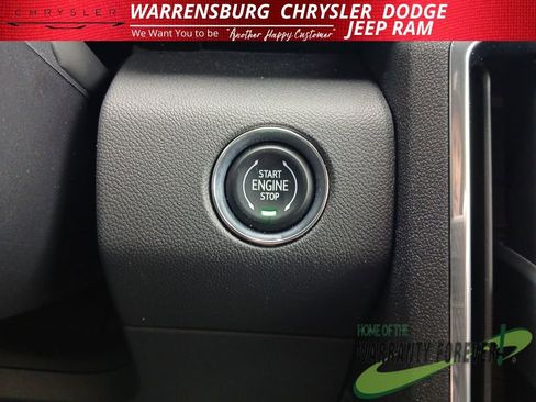 Used 2026 GMC Acadia Elevation w/ Elevation Premium Package AWD/4WD image 30