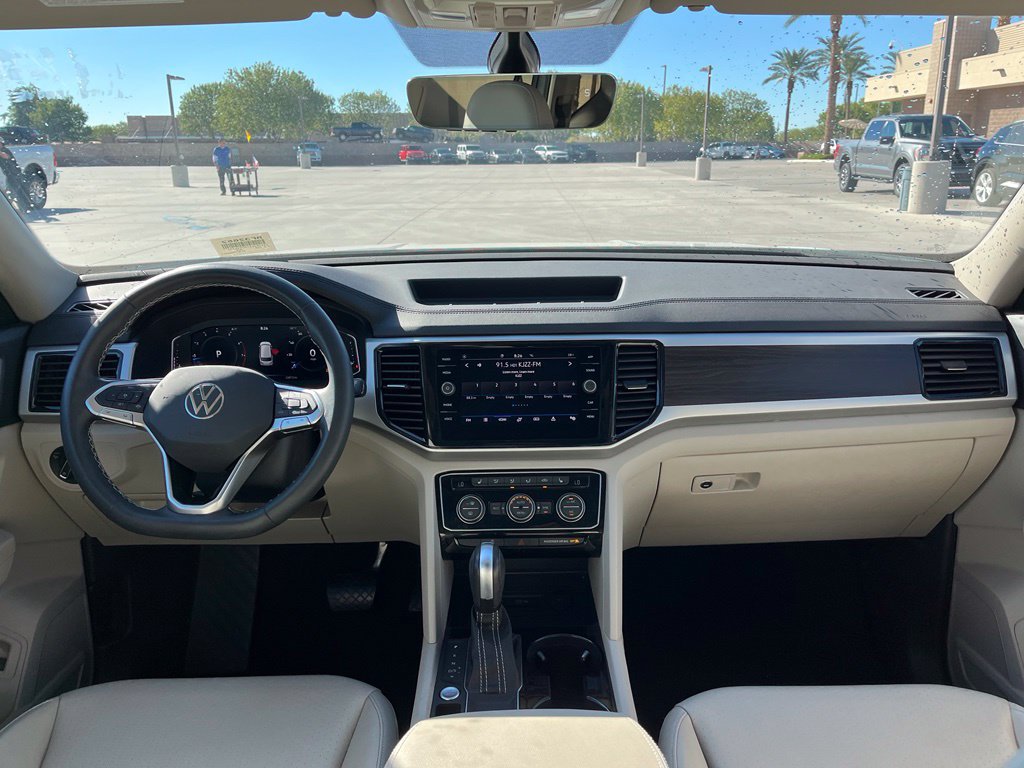 Used 2023 Volkswagen Atlas SE w/ Panoramic Sunroof Package FWD image 13