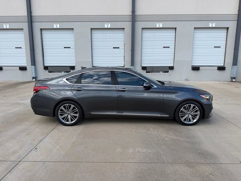Used 2018 Genesis G80 3.8 w/ Option Group 03 image 3