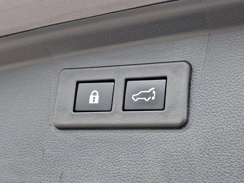 Used 2021 Subaru Outback Touring XT image 32