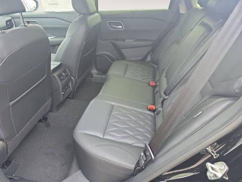 New 2026 Nissan Rogue Platinum w/ Platinum Premium Package image 13