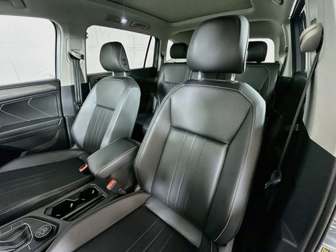Used 2022 Volkswagen Tiguan SE AWD/4WD image 19