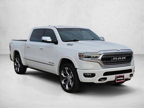 Used 2023 RAM 1500 Limited AWD/4WD image 3