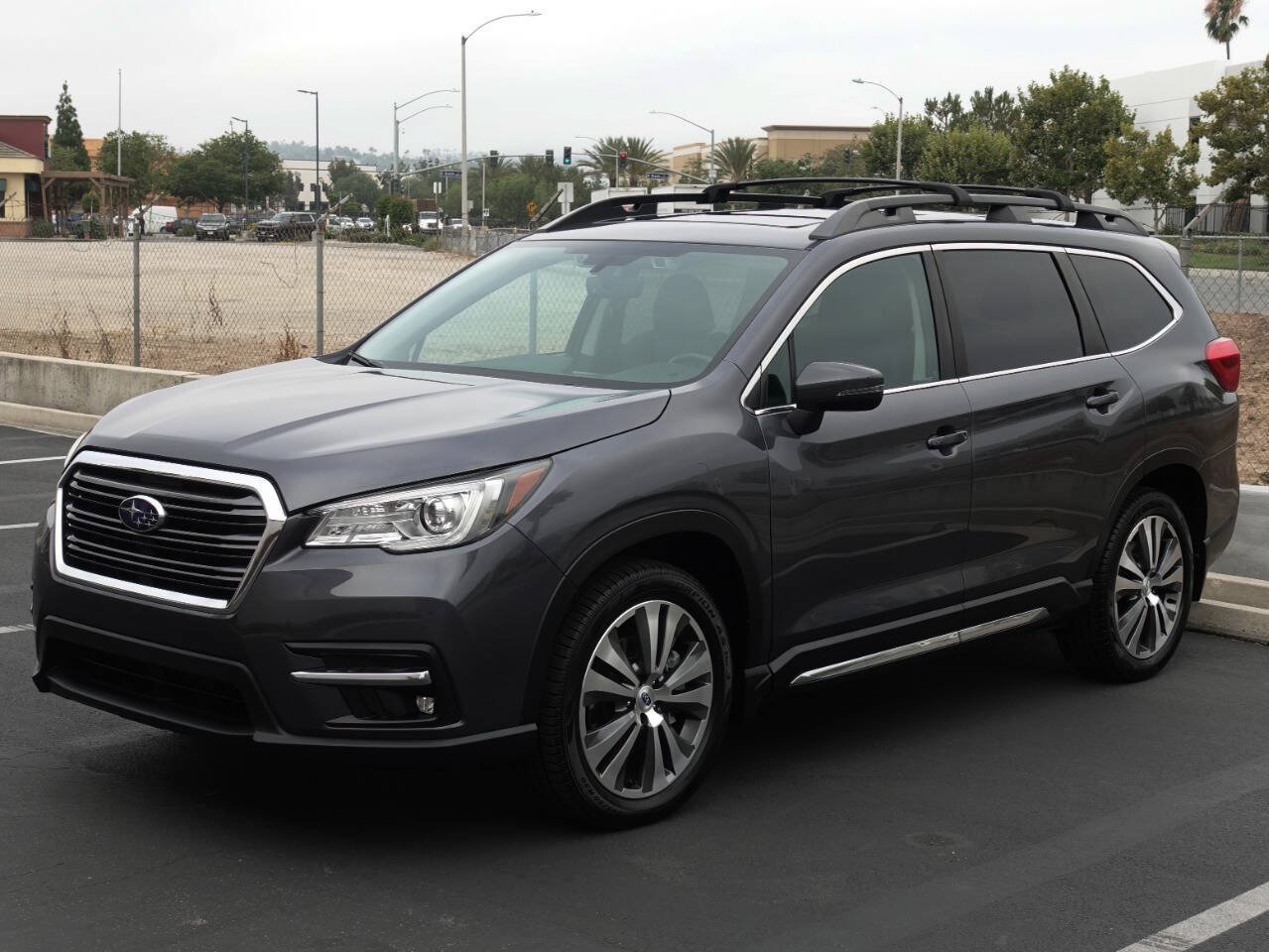 Used 2019 Subaru Ascent Limited w/ Popular Package #2 AWD/4WD image 8