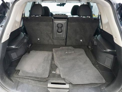 Used 2019 Nissan Rogue S w/ Special Edition Package AWD/4WD image 36