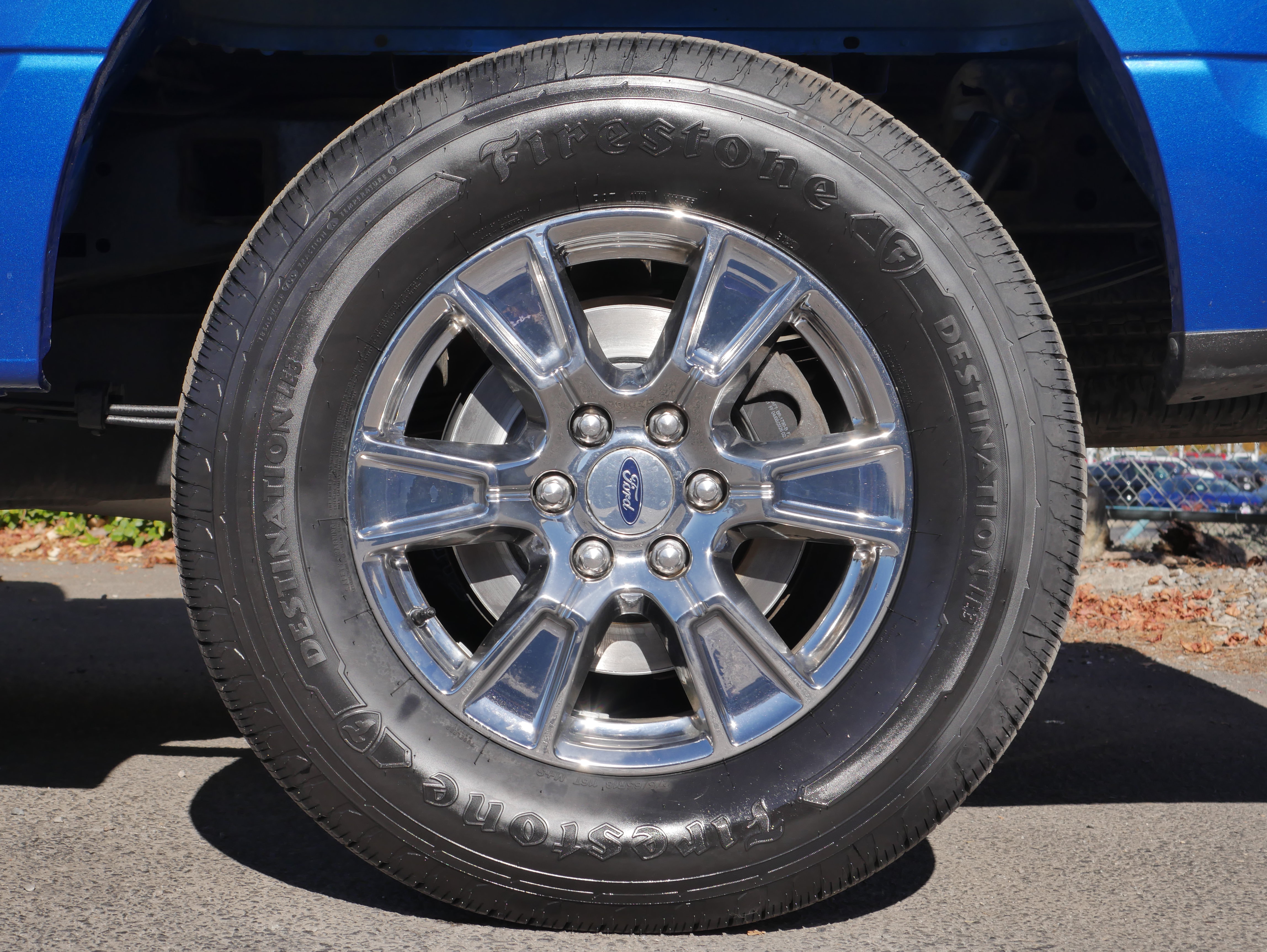 Used 2015 Ford F150 XLT w/ Equipment Group 301A Mid AWD/4WD image 17