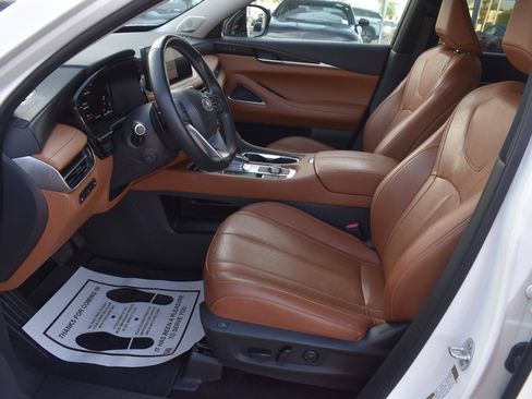 Used 2023 INFINITI QX60 Sensory w/ Vision Package AWD/4WD image 25
