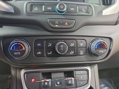 Used 2024 GMC Terrain SLE w/ Driver Convenience Package AWD/4WD image 20