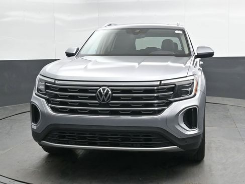 Used 2025 Volkswagen Atlas SEL AWD/4WD image 5