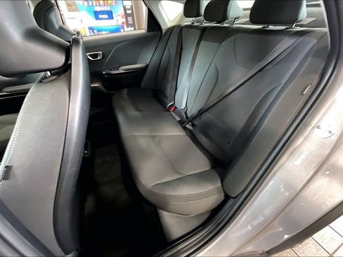 Used 2025 Kia K4 FWD image 14