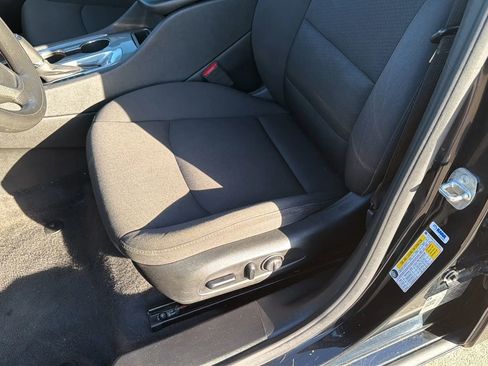 Used 2020 Chevrolet Malibu LT FWD image 74