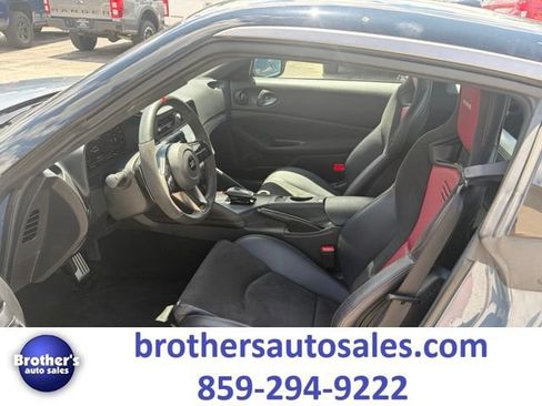 Used 2024 Nissan Z NISMO w/ Floor Mat Package RWD image 13