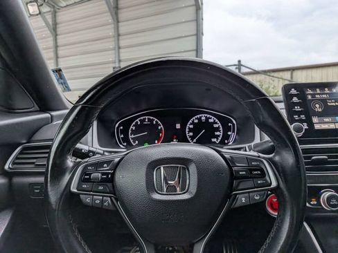 Used 2019 Honda Accord Sport image 6