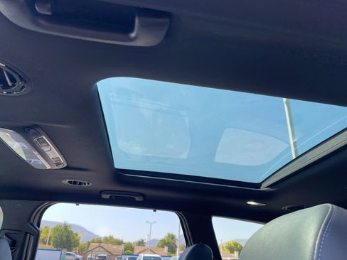 Used 2024 Kia Telluride SX X-Line image 25