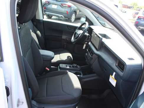 New 2025 Ford Maverick XL image 13