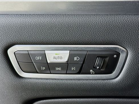 Certified 2023 BMW X7 xDrive40i w/ Premium Package image 10