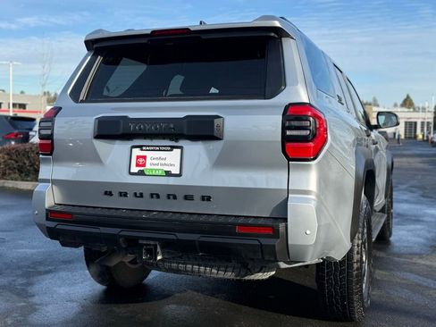 Used 2025 Toyota 4Runner TRD Off-Road image 5