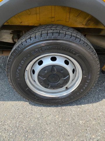 Used 2019 Ford Transit 150 XL RWD image 27