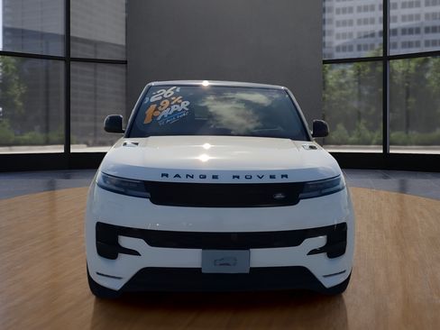 New 2026 Land Rover Range Rover Sport Dynamic SE AWD/4WD image 10
