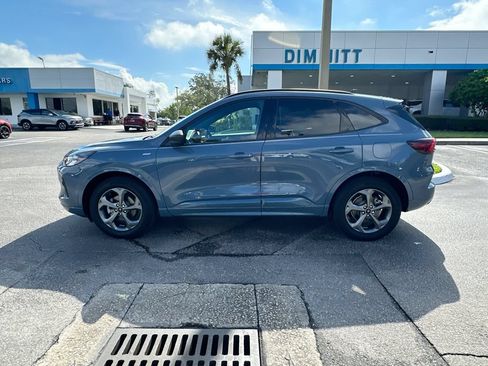 Used 2023 Ford Escape ST-Line w/ Tech Pack #1 AWD/4WD image 8