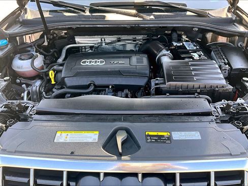 Used 2019 Audi Q3 2.0T Premium image 30