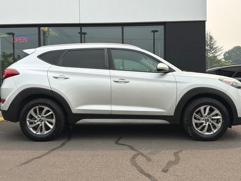 Used 2018 Hyundai Tucson SEL AWD/4WD image 3