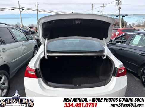 Used 2024 Chevrolet Malibu LT image 14