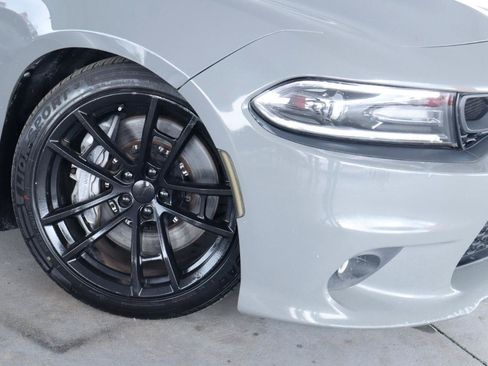 Used 2019 Dodge Charger Scat Pack w/ Daytona Edition Group RWD image 4