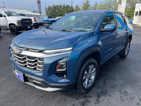 New 2026 Chevrolet Equinox LT w/ Safety and Technology Package image 2