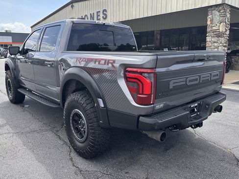 Used 2025 Ford F150 Raptor AWD/4WD image 9