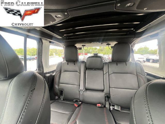 Used 2026 Jeep Wrangler Unlimited Rubicon AWD/4WD image 13