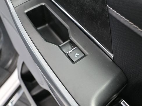 Used 2023 Ford F150 XLT w/ Equipment Group 301A Mid image 45