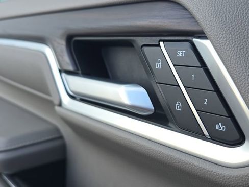 Used 2024 GMC Sierra 2500 SLT w/ SLT Premium Package image 26