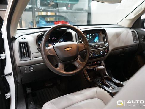 Used 2018 Chevrolet Colorado W/T RWD image 11