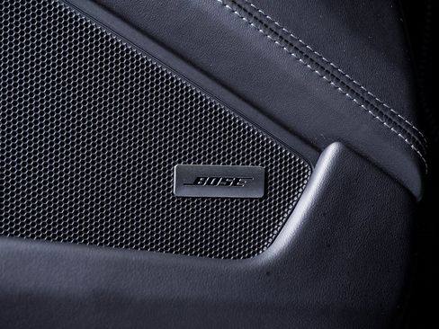 Certified 2025 Porsche 911 Carrera image 32