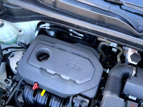 Used 2020 Kia Sportage LX image 32