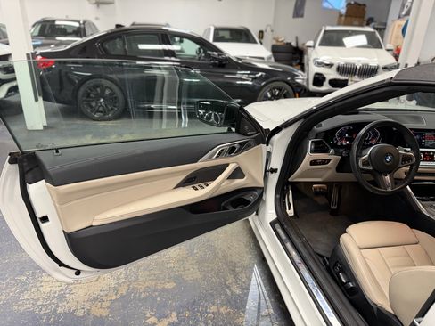 Used 2022 BMW 430i xDrive Convertible w/ M Sport Package image 12