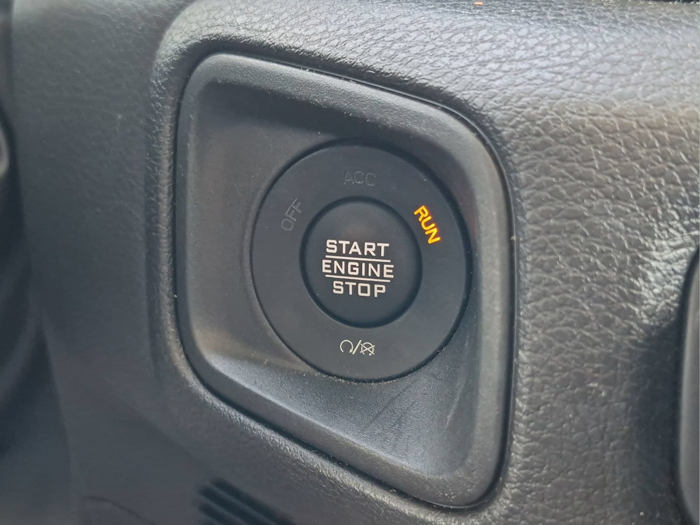 Used 2024 Jeep Wrangler Unlimited AWD/4WD image 21