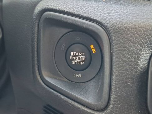 Used 2024 Jeep Wrangler Unlimited AWD/4WD image 21