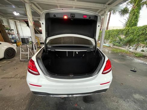Used 2018 Mercedes-Benz E 300 image 12