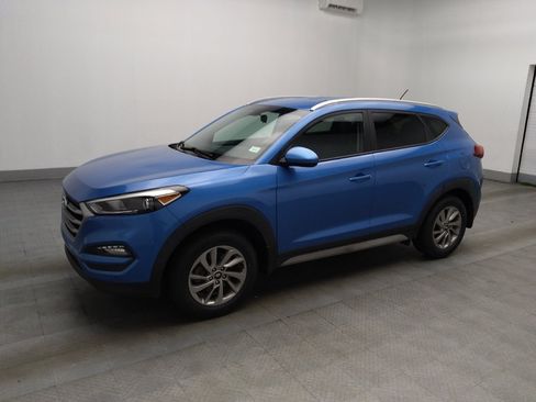 Used 2017 Hyundai Tucson SE w/ SE Popular Package 02 FWD image 2