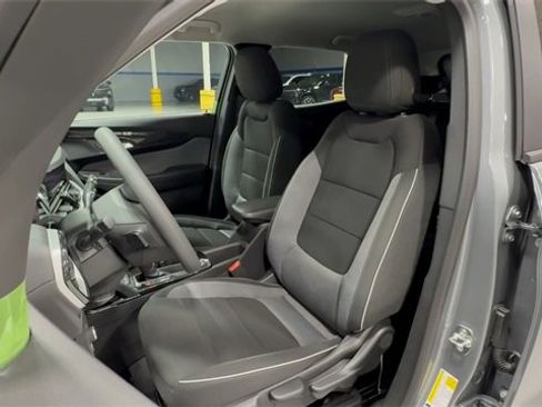 New 2026 Chevrolet TrailBlazer LT w/ Driver Confidence Package image 11