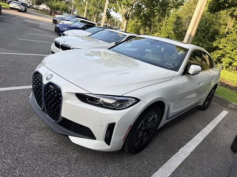 Used 2023 BMW i4 eDrive35 w/ Premium Package RWD image 3