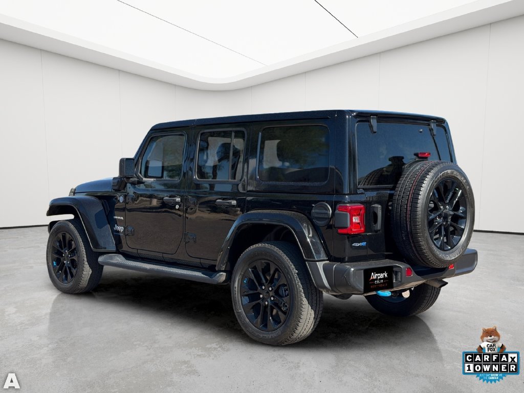 Certified 2023 Jeep Wrangler Unlimited Sahara w/ Cold Weather Group AWD/4WD image 4