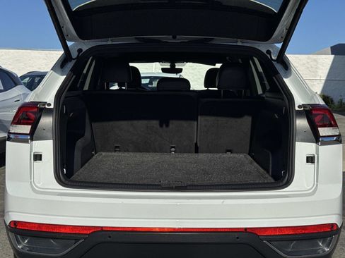 Used 2021 Volkswagen Atlas Cross Sport SE w/ Cross Sport MDO Package image 27