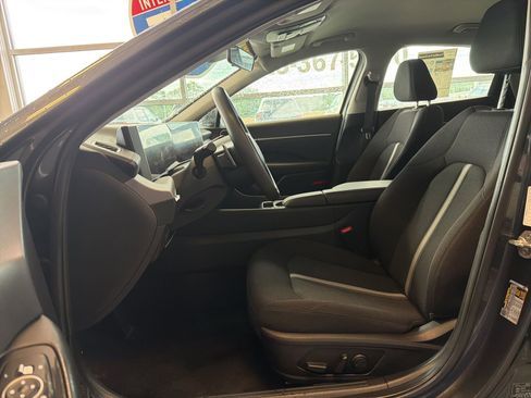 Used 2025 Hyundai Sonata SEL image 13