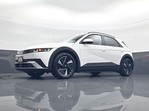 New 2025 Hyundai Ioniq 5 SEL image 21